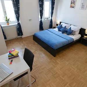  Appartamento Yeshello Near Station Austria